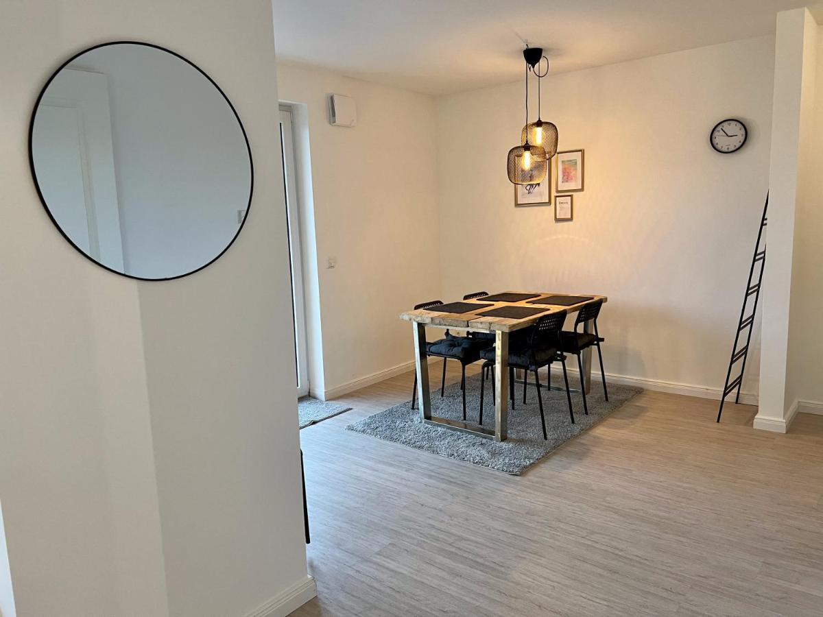 Gemuetliche Apartments Direkt An Der Grenze Von Hamburg Norderstedt Luaran gambar